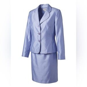 Le Suit Light Purple Women's Suit